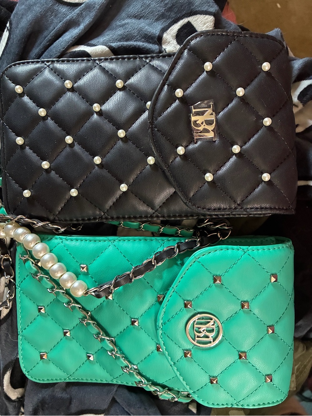 Badgley Mischka Quilted Pearl & Stud Chain Crossbody - Black and Teal
